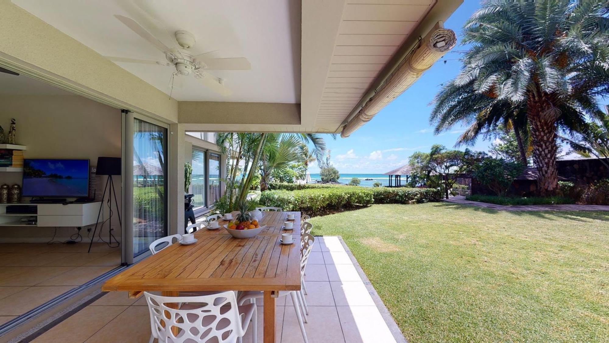 Bon Azur Beachfront Suites & Penthouses With Lov Trou-aux-Biches Exterior foto