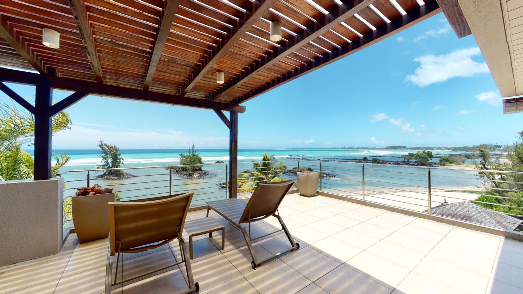 Bon Azur Beachfront Suites & Penthouses With Lov Trou-aux-Biches Exterior foto