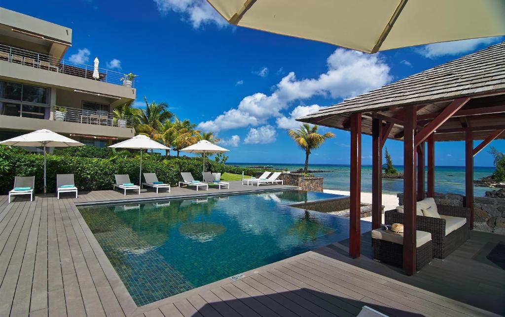 Bon Azur Beachfront Suites & Penthouses With Lov Trou-aux-Biches Exterior foto