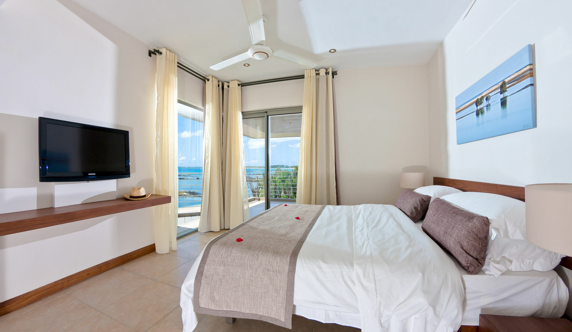 Bon Azur Beachfront Suites & Penthouses With Lov Trou-aux-Biches Exterior foto